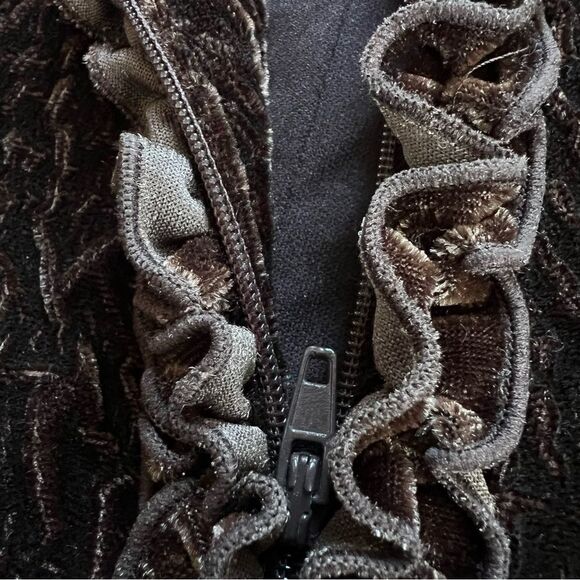 Y2K Emma James Burnout Velvet Textured Ruffled Brown Zip Whimsigoth Blazer SZ 14 - Picture 11 of 13